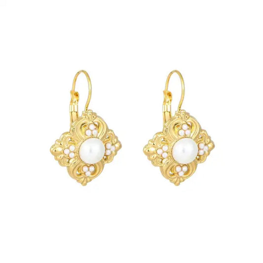 Perla Classica Earrings