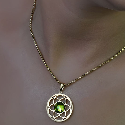 January Bourga Birthstone