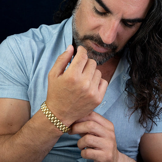 Equilibrium Gold Bracelet