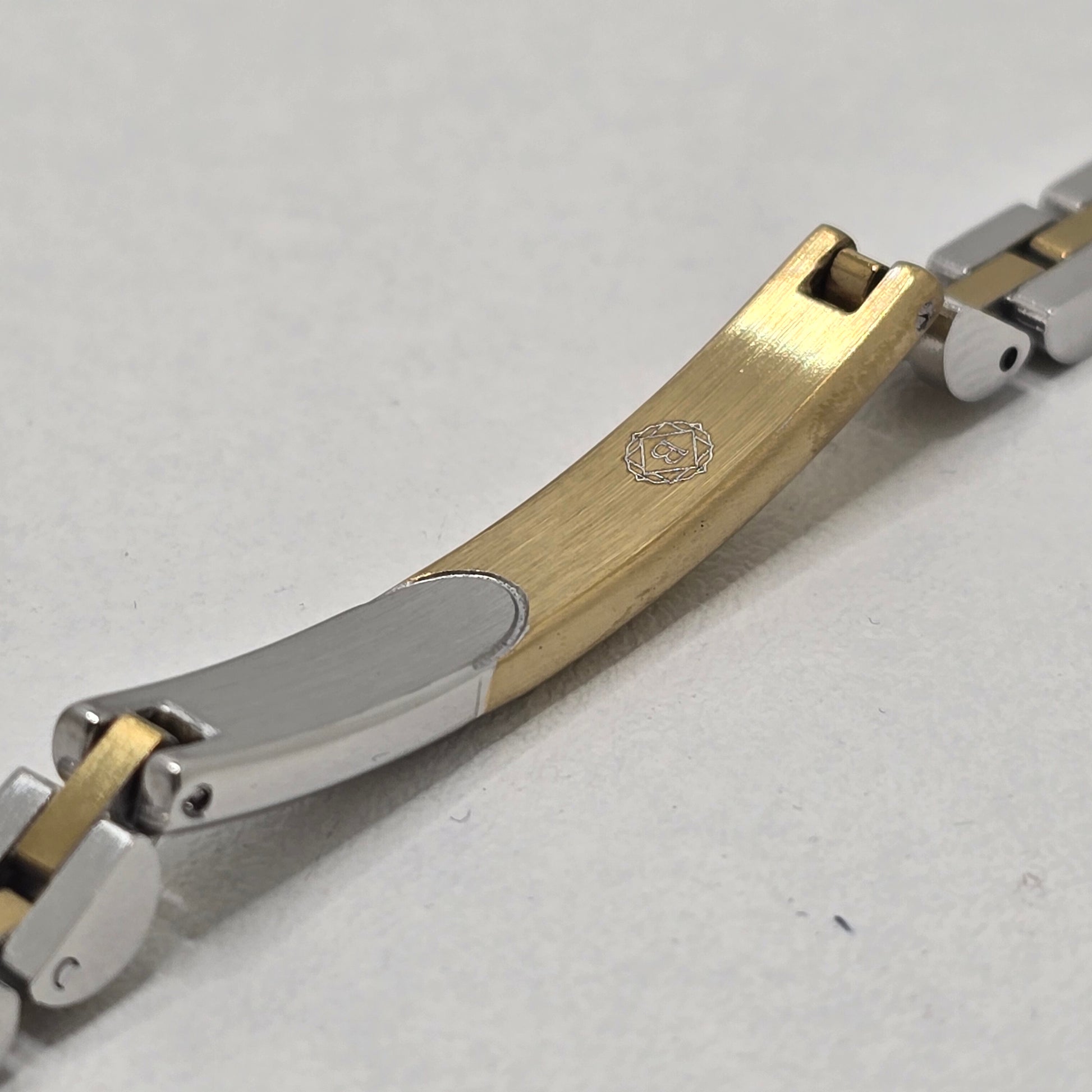 Ferro Steel & Gold - Bourga Collections