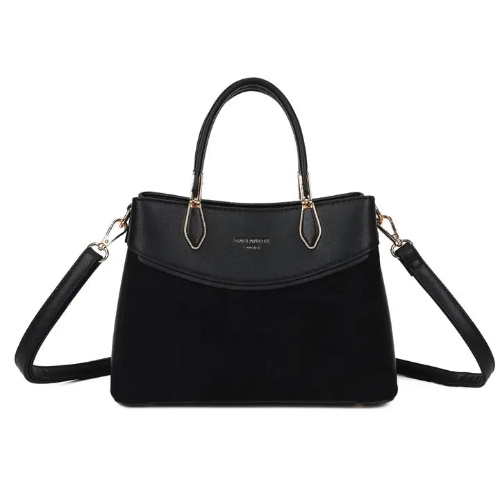 La Cyrielle Black